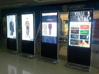 商场多媒体触控广告一体机选购指南 如何选择优质供应商与产品